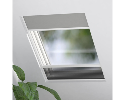 Strešné okno s plisovanou roletou na zatemnenie
