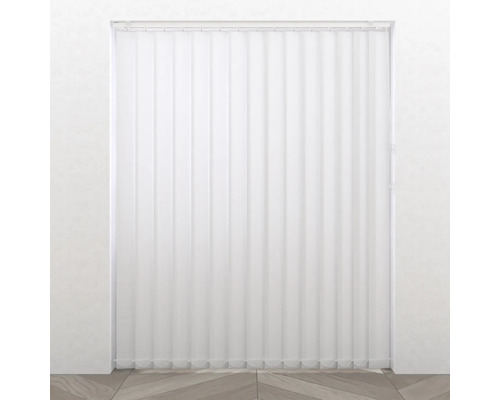 Vertikálna žalúzia na dekoráciu okien a reguláciu svetla