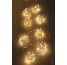 Svetelná reťaz s teplými bielymi LED svetlami v tvare hviezdy