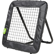 Bránková stena so sieťou a kovovým rámom