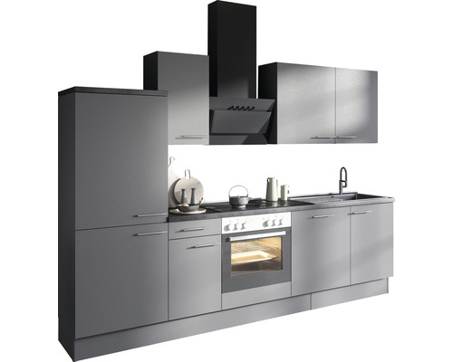 Sivá kuchynská linka s drezom, sporákom, rúrou a digestorom