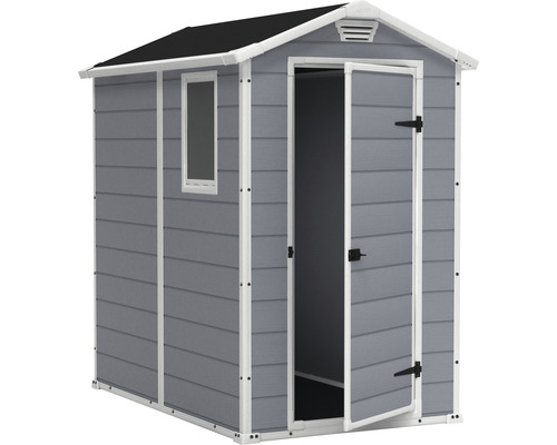 Záhradná búda s oknom a otvorenými dvojkrídlovými dverami