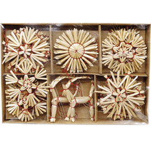 Slamené hviezdy a slamená figúrka v darčekovom balení