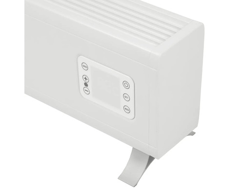 Detailný pohľad na biely radiátor s ovládacím panelom a nožičkami.