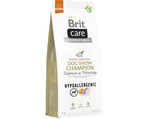 Granule pre psov Brit Care Dog Hypoallergenic Dog Show Champion 12 kg Brit Care suché krmivo pre psov s lososom a sleďom, 12 kg