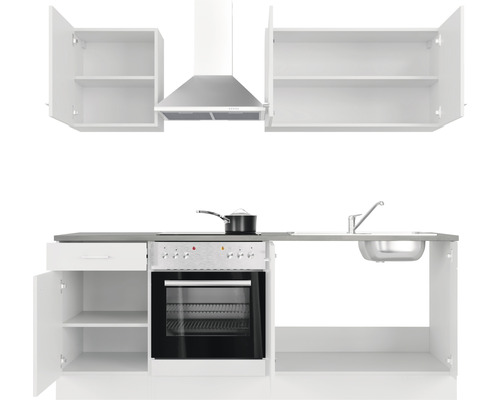 Kuchynská linka s drezom, sporákom a odsávačom pár