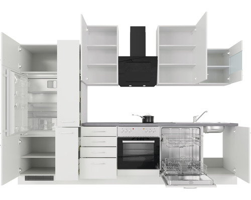 Kuchynská linka s hornými skrinkami, digestorom, drezom, umývačkou riadu, sporákom, rúrou a chladničkou