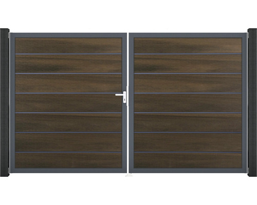 Dvojkrídlová brána s drevenou štruktúrou a kovovým rámom