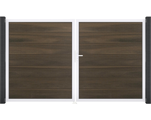 Dvojkrídlová brána s vodorovnými drevenými panelmi a bielym rámom