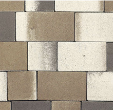 Betónové dlažobné kocky položené vo väzbe