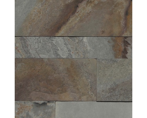 Detailný pohľad na obklad steny z prírodného kameňa