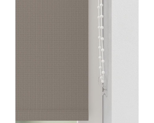 Roleta s retiazkovým ovládaním na dekoráciu okien