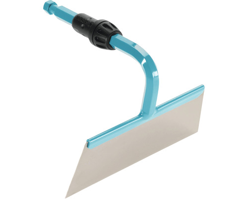 Záhradný kyprič s kovovou čepeľou a rukoväťou