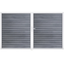 Dvojkrídlová brána s vodorovnou kresbou dreva a bielym rámom