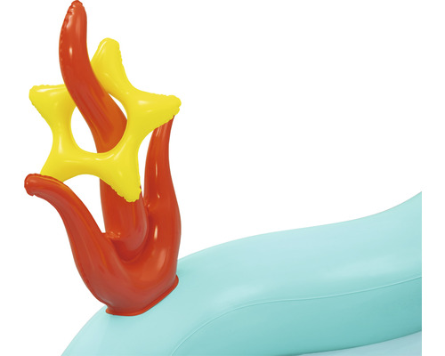 Detail nafukovacieho plávajúceho ostrova s nafukovacími prvkami