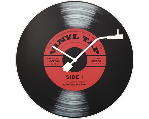 Nástenné hodiny v štýle gramofónovej platne s ručičkami v tvare prenosky