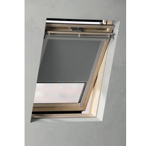 Strešné okno so zatemňovacou roletou