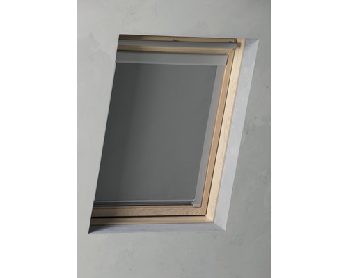 Strešné okno s roletou