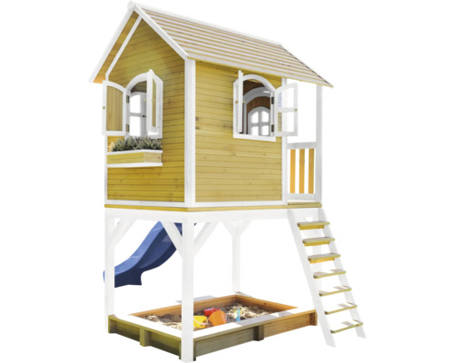 Drevený hrací domček s pieskoviskom a šmykľavkou