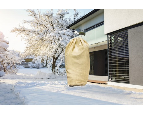 Ochranný kryt rastlín v zimnej záhrade na ochranu rastlín pred chladom