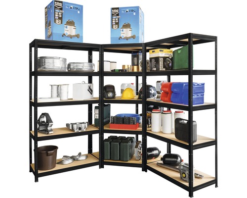 Dielenský regál so skladovými zásobami