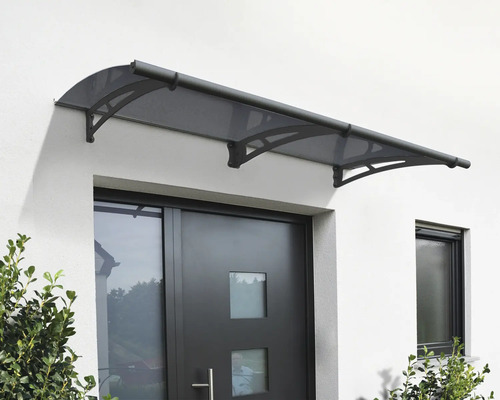 Plastová strieška nad vchodovými dverami