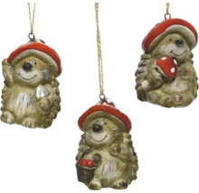 Tri dekoratívne ježkovia ako závesné ozdoby s hlavičkou huby