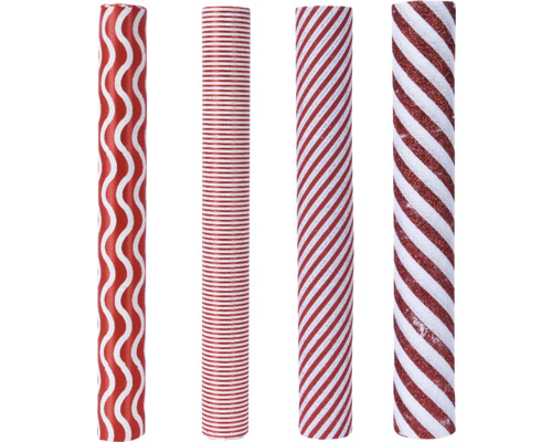 Štyri rolky baliaceho papiera s rôznymi vzormi