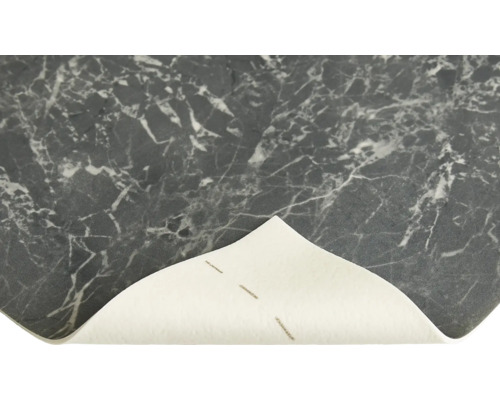 Detail vinylovej podlahovej dlaždice s mramorovým vzorom.