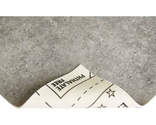 Sivá podlahová dlaždica s označením bez ftalátov