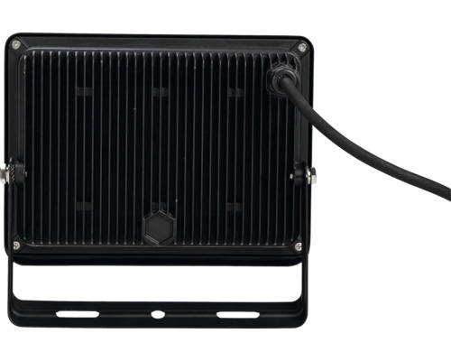 LED reflektor s chladiacimi rebrami a káblovou prípojkou.