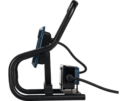 LED stavebný reflektor s kovovým rámom