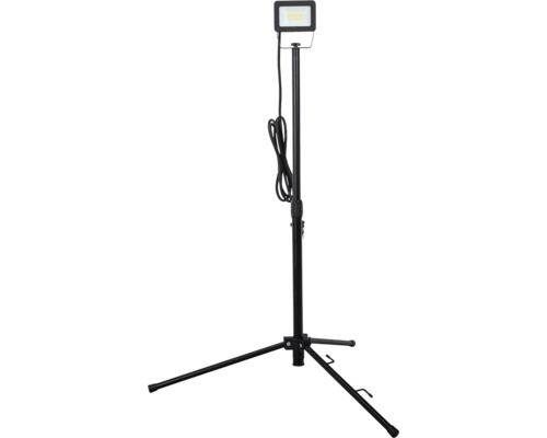 LED stavebný reflektor so statívom