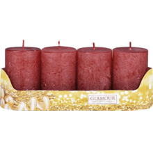 Štyri sviečky v zlatom balení na Vianoce.