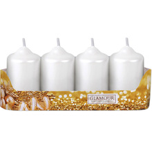 Štyri biele stolové sviečky v balení