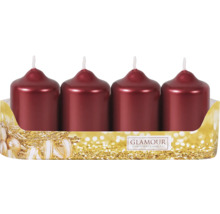 Štyri červené stĺpové sviečky v balení