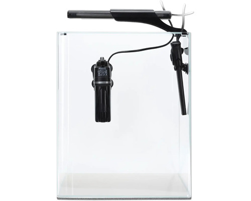 Akvárium s filtrom a osvetlením