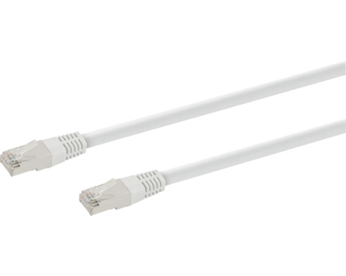 Biely sieťový kábel s konektormi RJ45