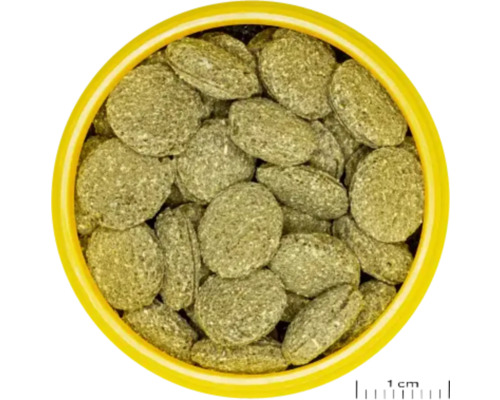 Kŕmne pelety pre zvieratá v miske