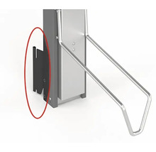 Detailný pohľad na nástenný držiak pre nástenný stojan na bicykle