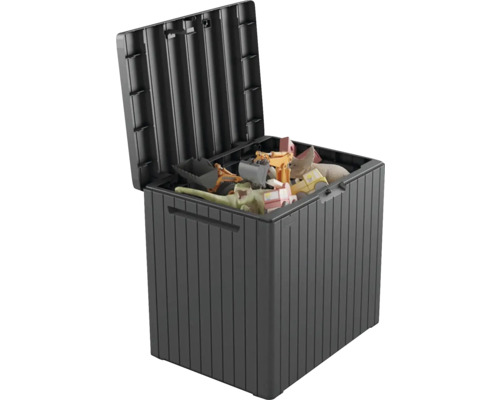 Otvorený plastový úložný box s hračkami