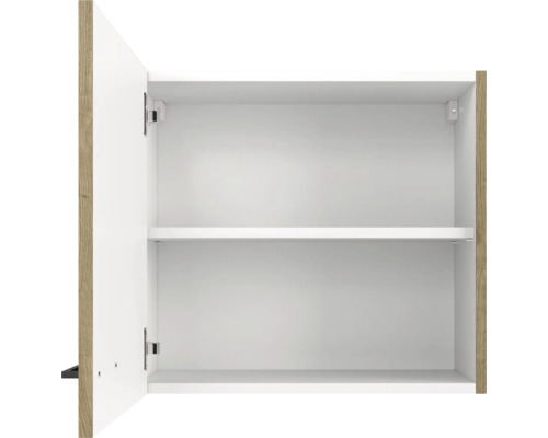 Otvorená kúpeľňová skrinka s jednou policou