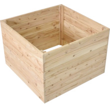 Štvorcový vyvýšený záhon z dreva