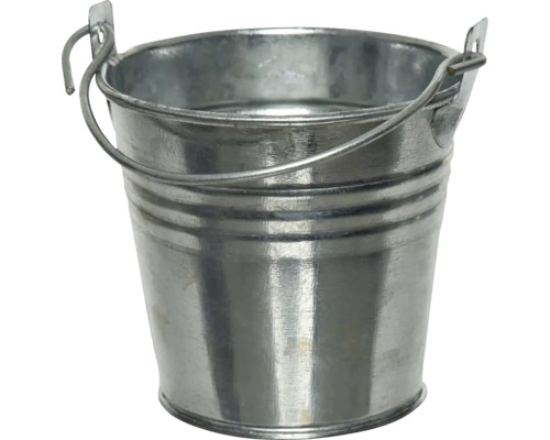 Kovová vedro s držadlom
