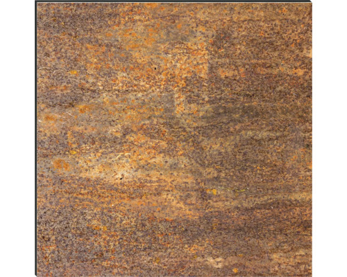 Kovová doska farby hrdze s nepravidelnou štruktúrou.