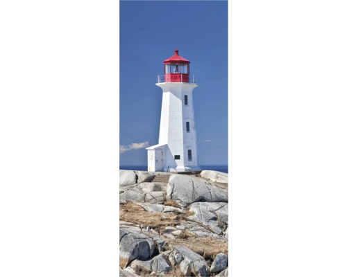 Maják na skalnatom pobreží