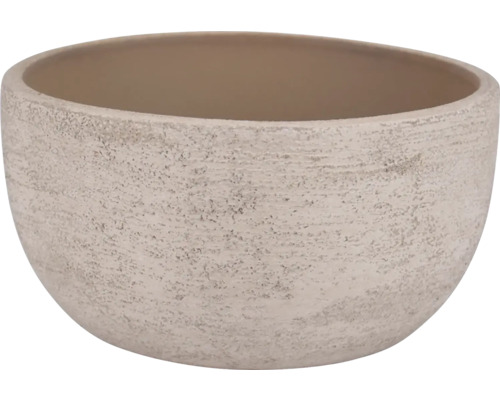 Kvetináč s hrubým povrchom