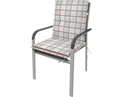 Záhradná stolička s kockovaným vankúšom