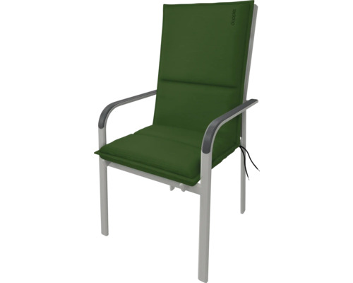 Záhradná stolička so zeleným polstrovaním