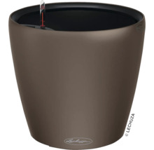 Hnedý kvetináč s ukazovateľom hladiny vody